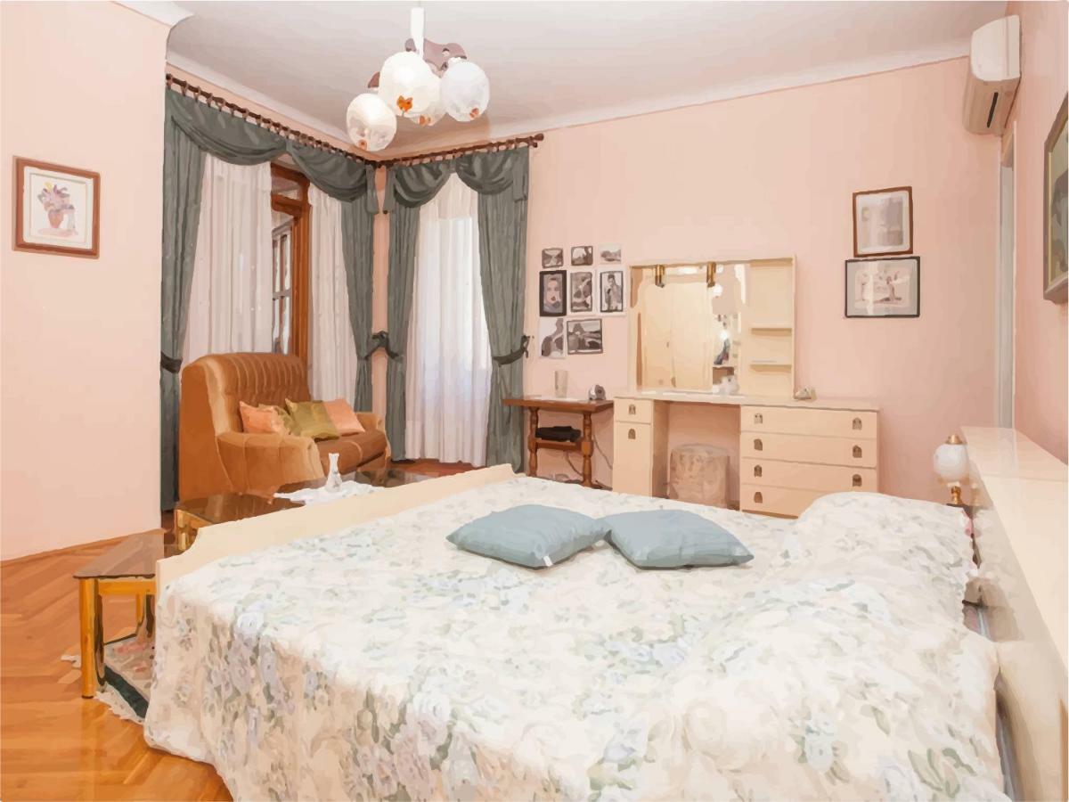 Apartment Carera ロヴィニ エクステリア 写真